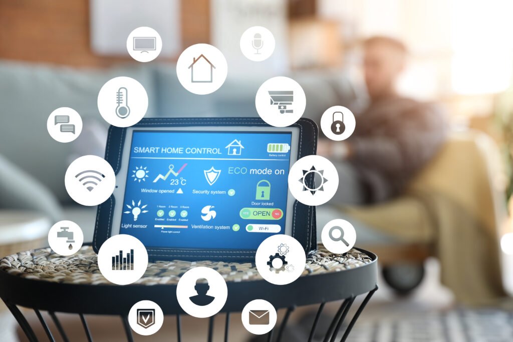 Interface de pilotage domotique KNX installée par Omnia Service pour le contrôle d