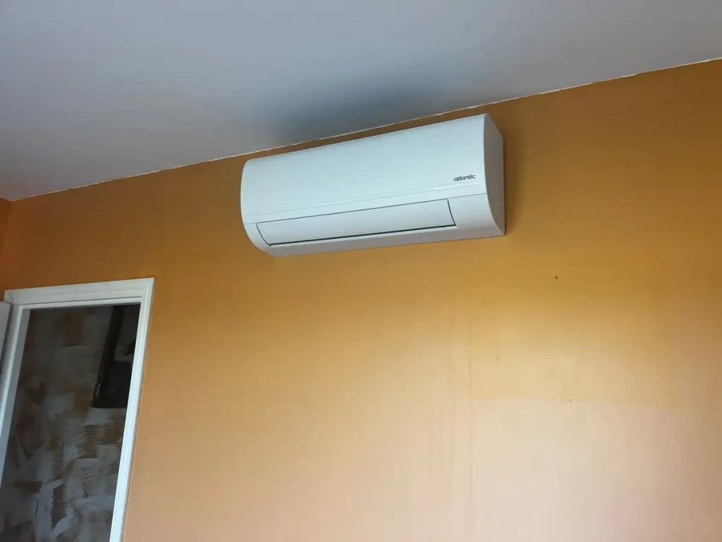 Réalisations Climatisation 5 Unité intérieure climatisation bi-split chambre Pérols